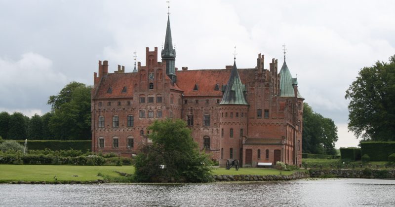 Castle, Schloss or Slot
