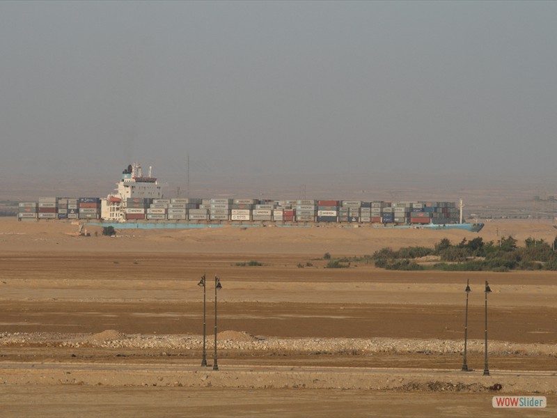 Ship of the desert - Suez