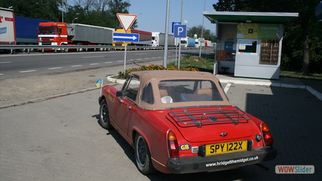 9 Mile Border Queue - Siret Crossing