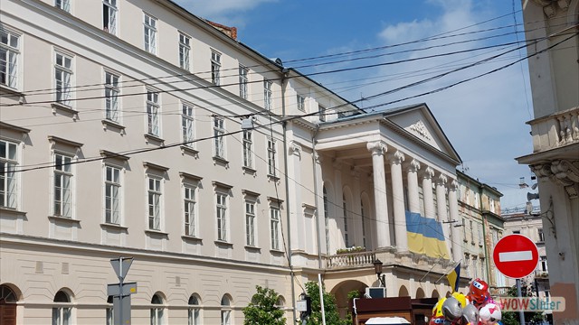 Stanislav_Skarbek_Theatre